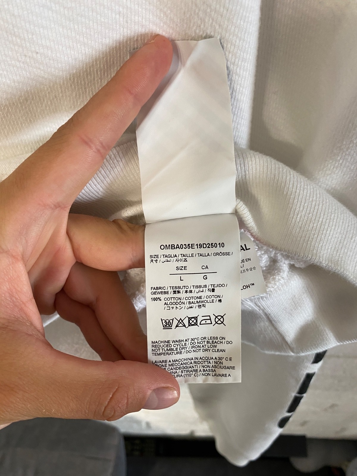 Off-White Split Halftone Arrows Oversized Crew Sw… - image 10