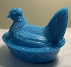 Vintage Westmoreland Blue Milk Slag Glass Hen On Nest Very Light Swirl 51/2”