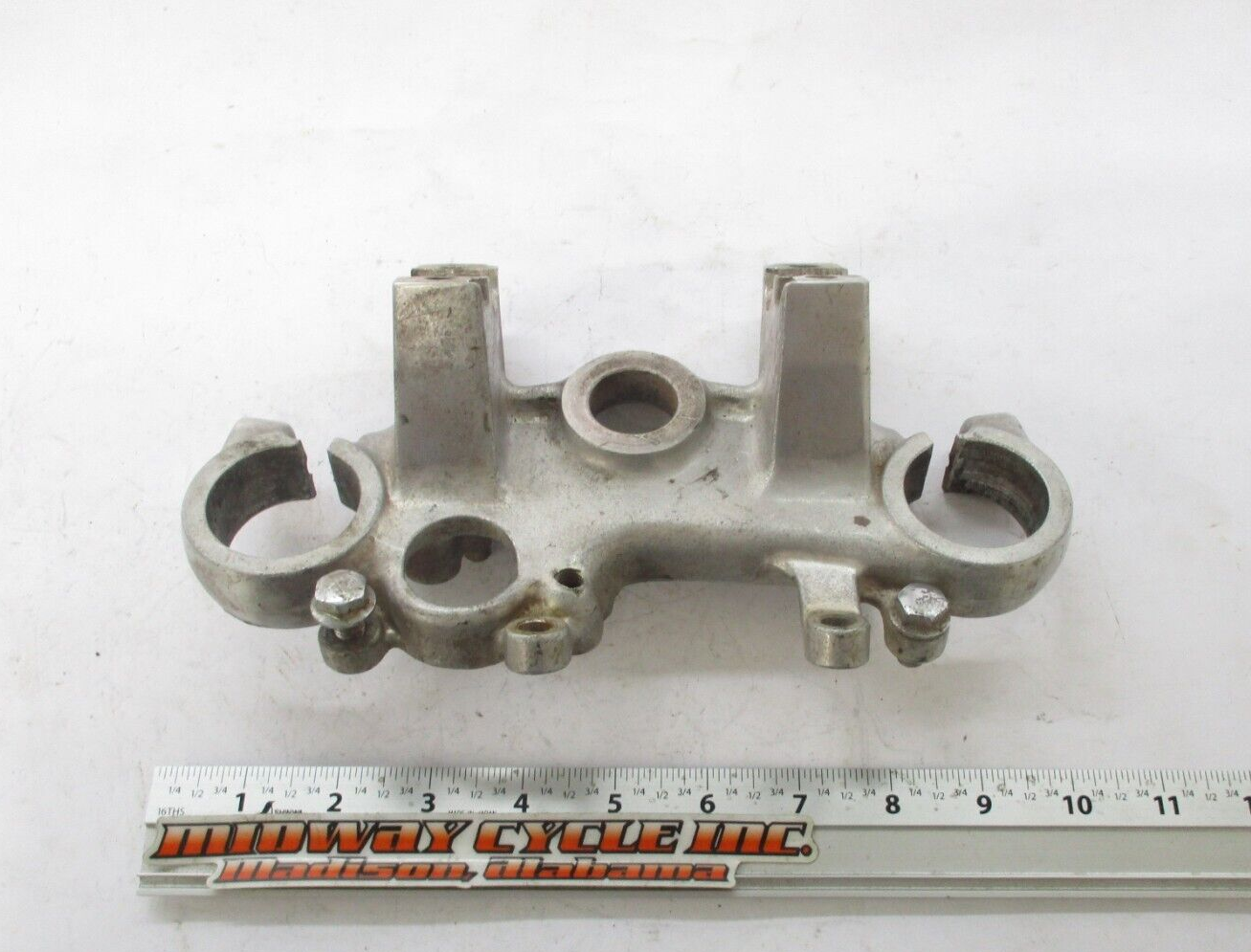 HONDA CB550 UPPER FORK BRIDGE STEERING STEM 53230ME4000 CB 550