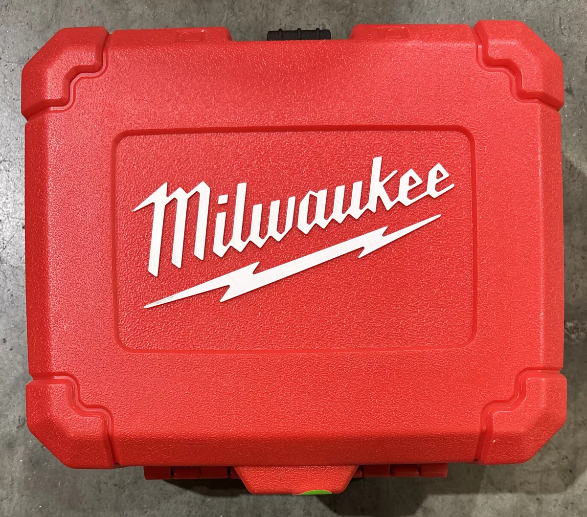 Milwaukee switchblade 2024 plumbers kit