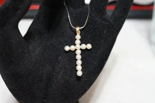 14K Yellow Gold and Pearl Cross Pendant 