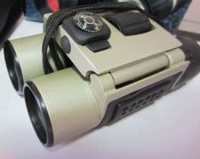 Sharper Image 8 X 22 Sliding Compact Binoculars W/Compass AK305 MINT  2181 u