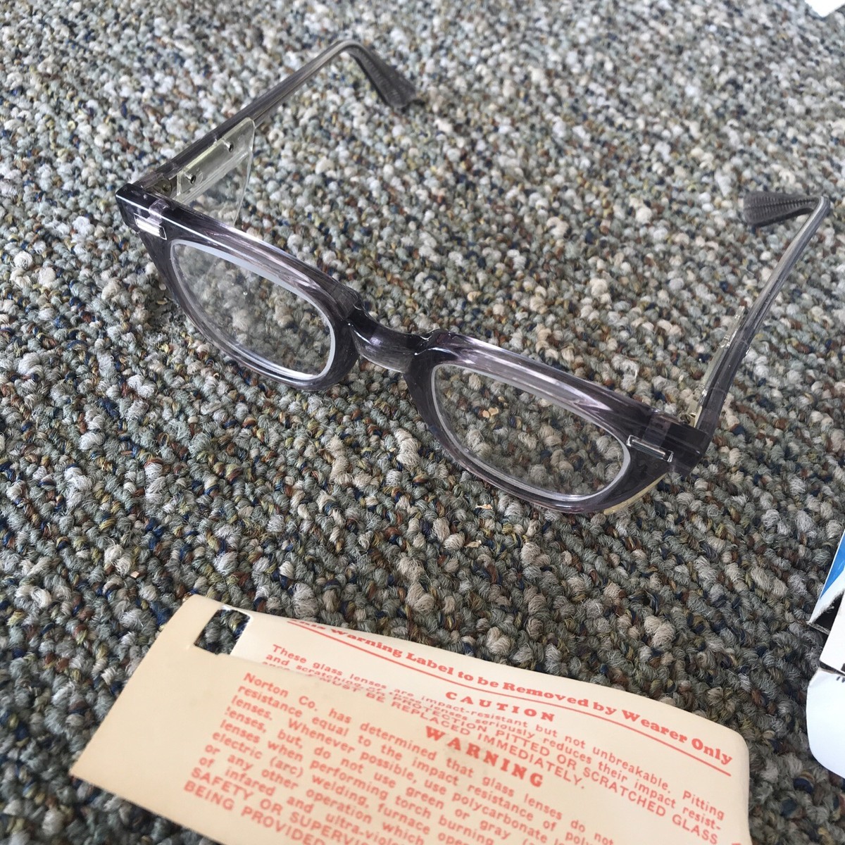 Norton Safety Glass 46 24　AO Green Norton 180™ Safety Glasses