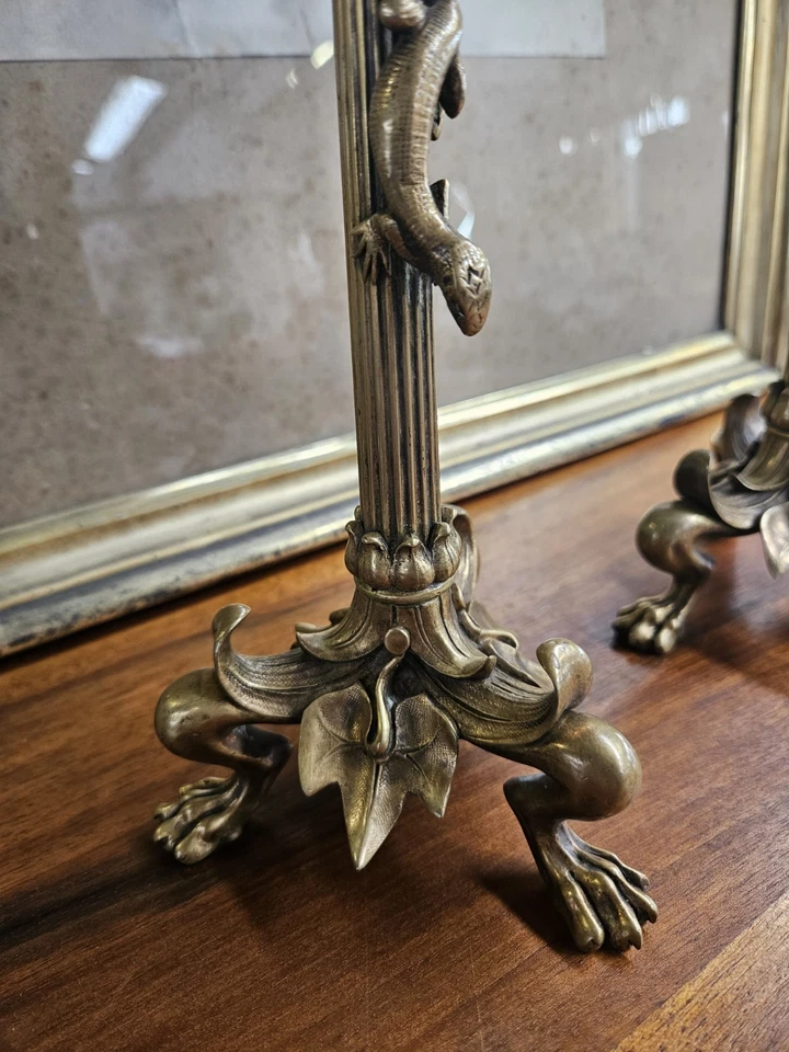 Paire De Bougeoirs En Bronze à Decor De Salamandres Époque Napoléon III - XIXe - Photo 4/4