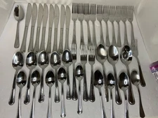 Oneida 40 Pc Stainless Flatware Set 1 USA & China Mixed Lot Forks Spoons Knives