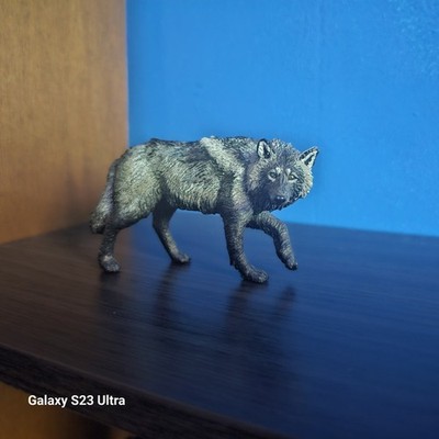 _whitelightning_wolf_customs Safari Ltd Custom Resculpted Black Phase Wolf