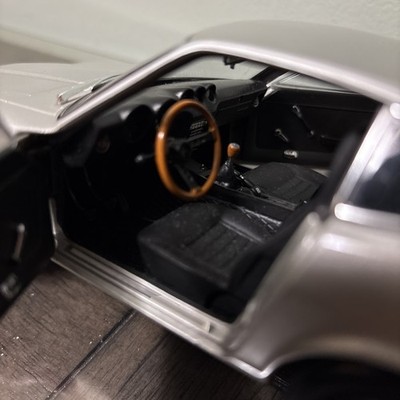 Kyosho Nissan Fairlady Z S30 Datsun 240z 1/18 Diecast (Read