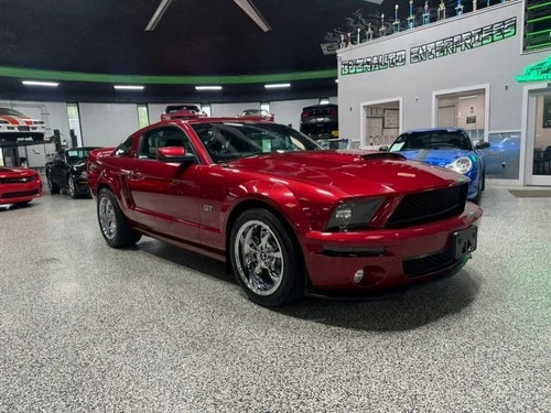 2007 Ford Mustang 2dr Cpe GT Deluxe