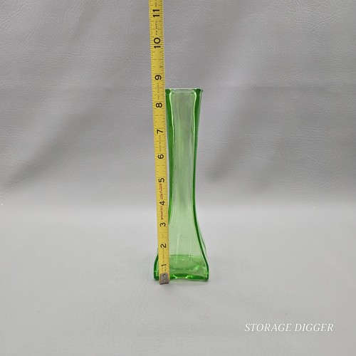 Vintage Europa Green Ribbed Bud Collectible Vase 8.5" Tall Decor PGC 89 Europa 7 - Picture 9 of 11