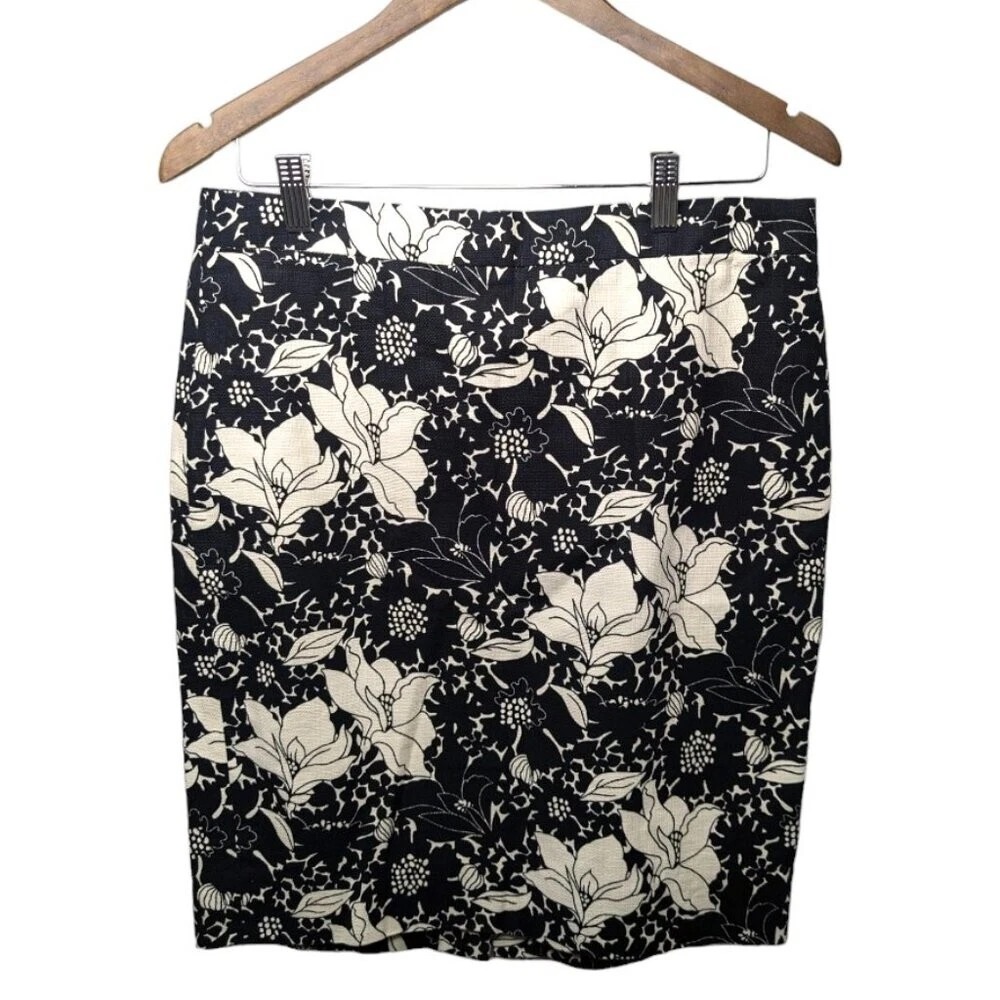 NWOT J. Crew Basketweave Pencil Skirt B8203 Womens Size 8 Black & Ivory Floral