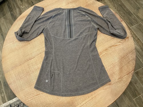 Camicia top Lululemon 6 grigia manica lunga scollo a V ottime condizioni poliestere elasticizzato - Foto 5 di 10