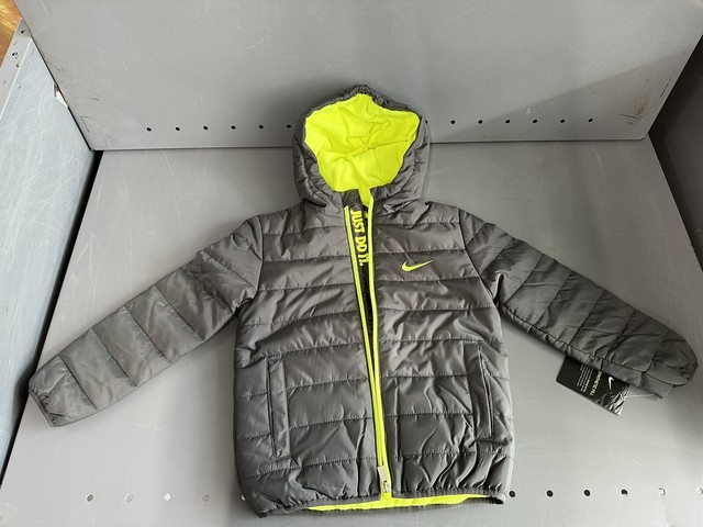 Nike Swoosh Puffer Jacket Boys 6 (fits 