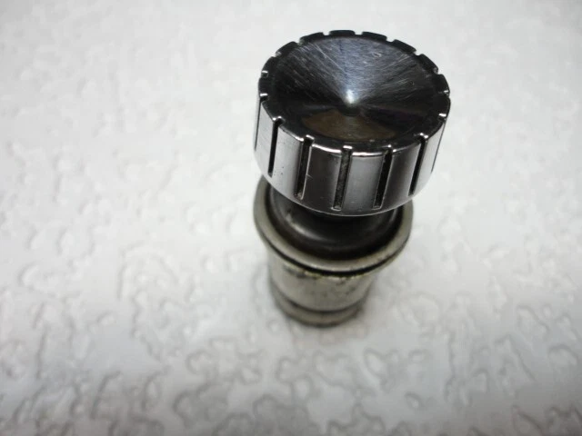 1968 69 70 71 72 73 Buick LeSabre Wildcat Riviera GM Cigarette Lighter - Image 2 of 3