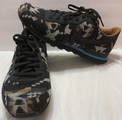 nike internationalist pendleton