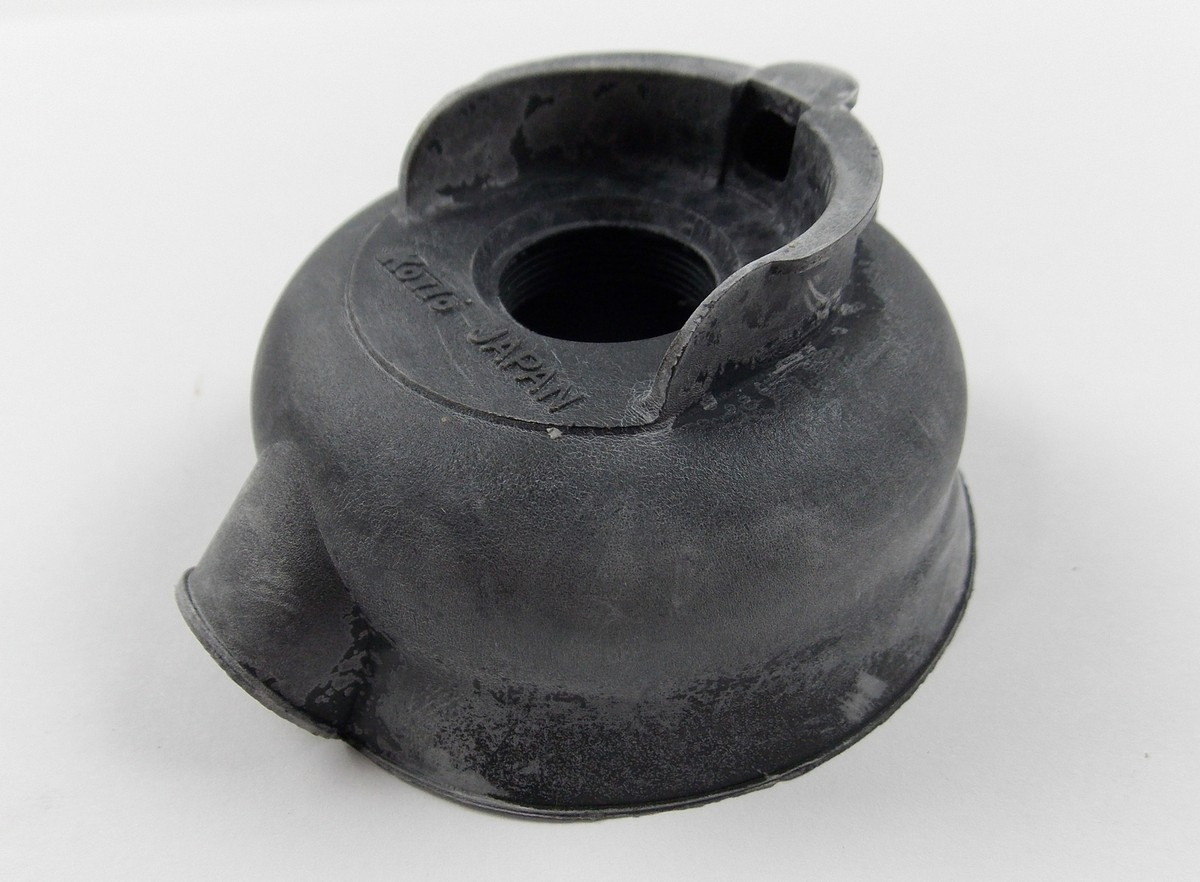 NOS OEM YAMAHA XV/XT/TW/TDM/FZR/VMX/YX HEADLIGTH SOCKET