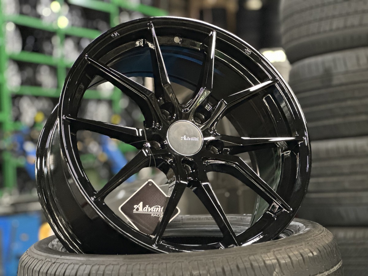 Advanti 17インチ ホイール s-l1200.jpg