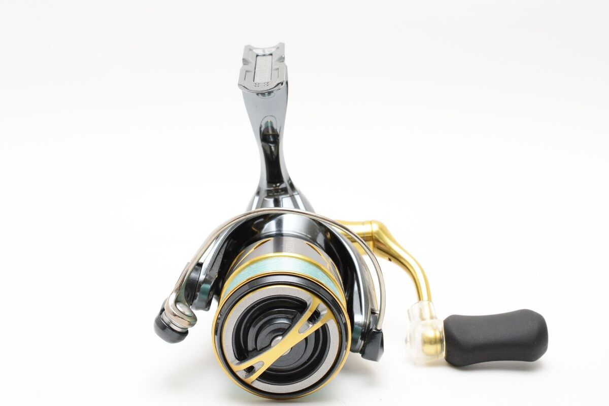Shimano 14 STELLA C2000HGS Spinning Reel Near Mint From Shimano 14 STELLA C2000HGS Spinning Reel Near Mint From