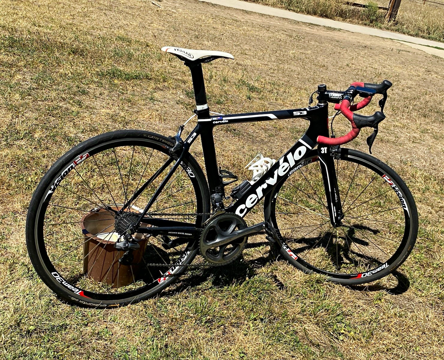 Cervélo S3 2011 56cm Carbon Road Bike 700C 10-Speed Rim Brake Black/White