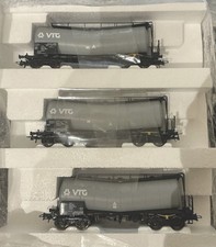 ROCO H0 3 PIECE TANK TRAIN KNICCKESSELWAGEN VTG DB AG V-VI SET C UNUSED UNBOXED.
