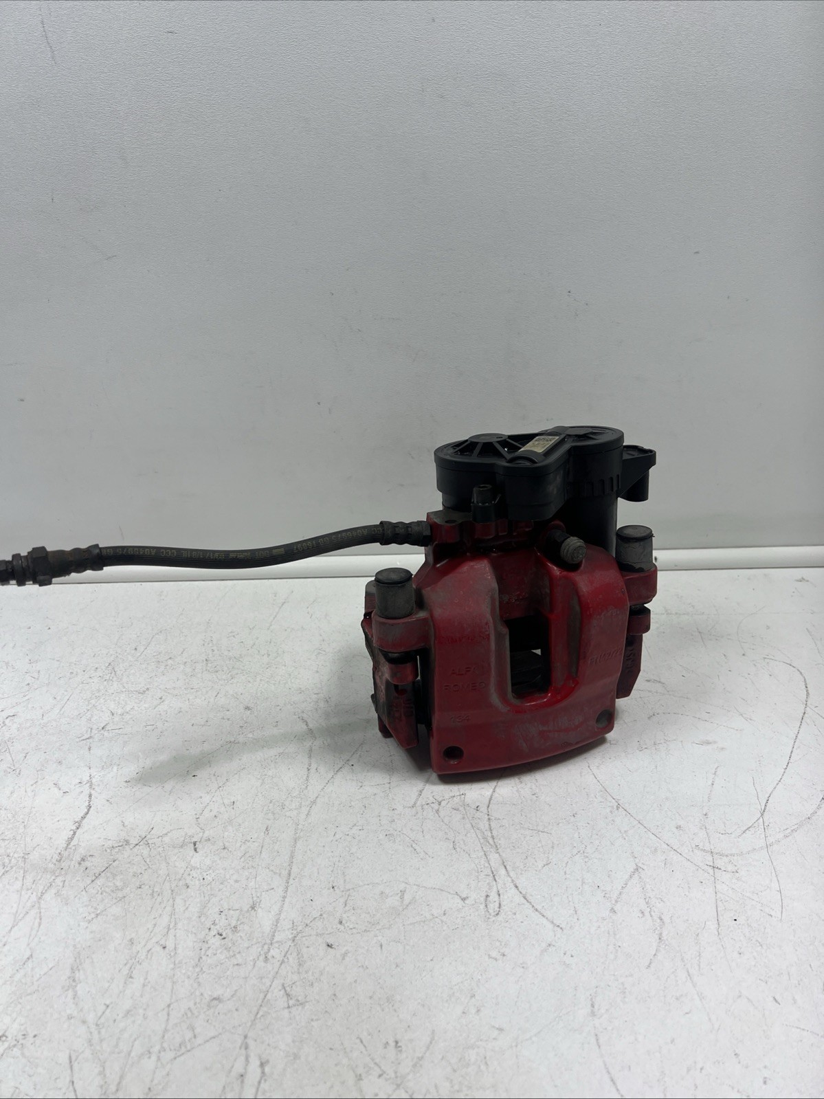 2017-2020 MASERATI LEVANTE REAR RIGHT PASSENGER SIDE BRAKE CALIPER OEM 🚗 *60K*
