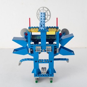 Lego 6951 Space Command Base with Robot / Robot Command Center (1984)