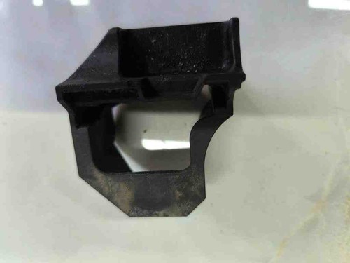 BMW 1 E81 Kühlerhalter 7807185 1.60 Petrol 2009 31771552