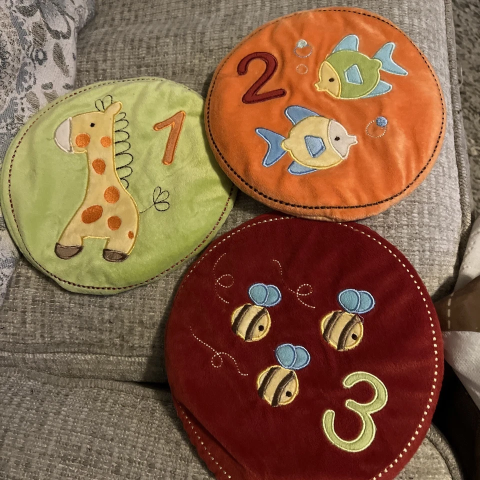 Arte de pared de tela de terciopelo decoración habitación bebé guardería 3 piezas, 1 2 3 peces jirafa abejas Foto 2 de 4