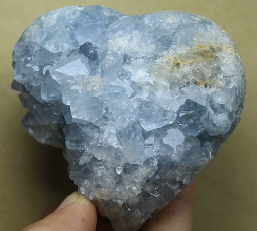 428g Top Grade Gorgeous Sky Blue Celestite Heart Geode Rough Reiki Crystal - Picture 2 of 10
