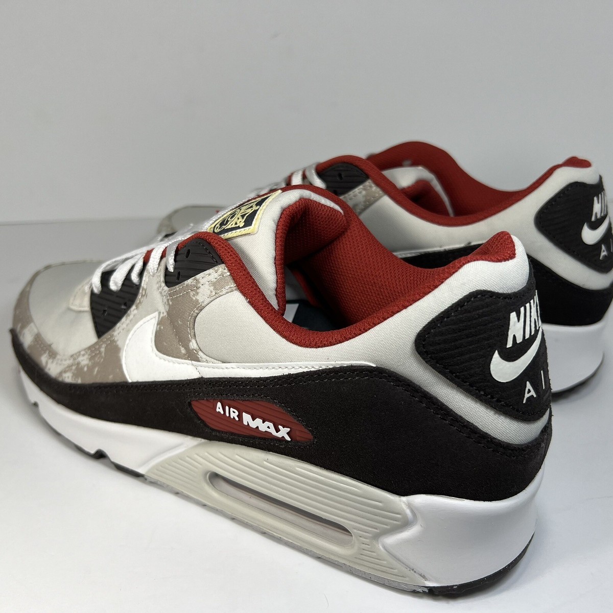 Nike Air Max 90 SE Social FC Edition,Light Bone White Khaki