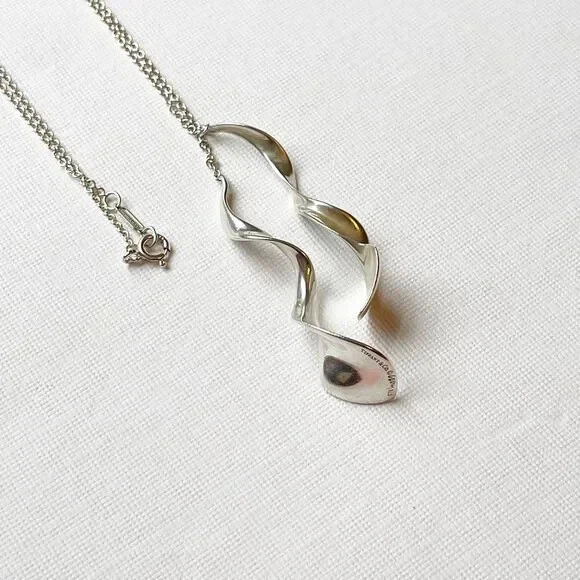 Tiffany orchid necklace deals