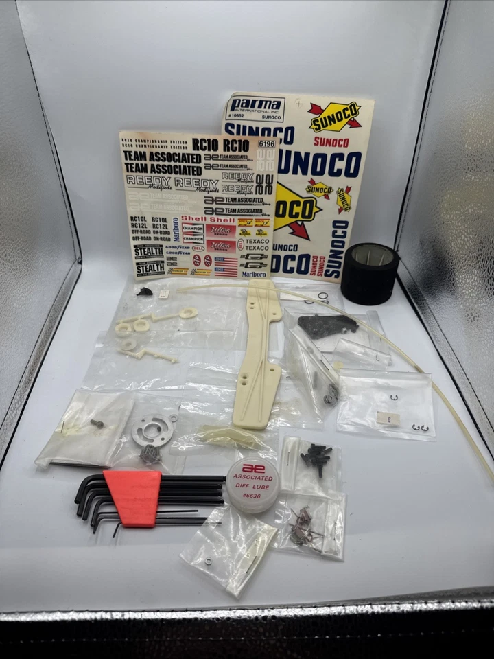 1993 Team Associated RC 1:10 RC10LSO Graphite #8012 ORIGINAL READ - Image 2 of 4