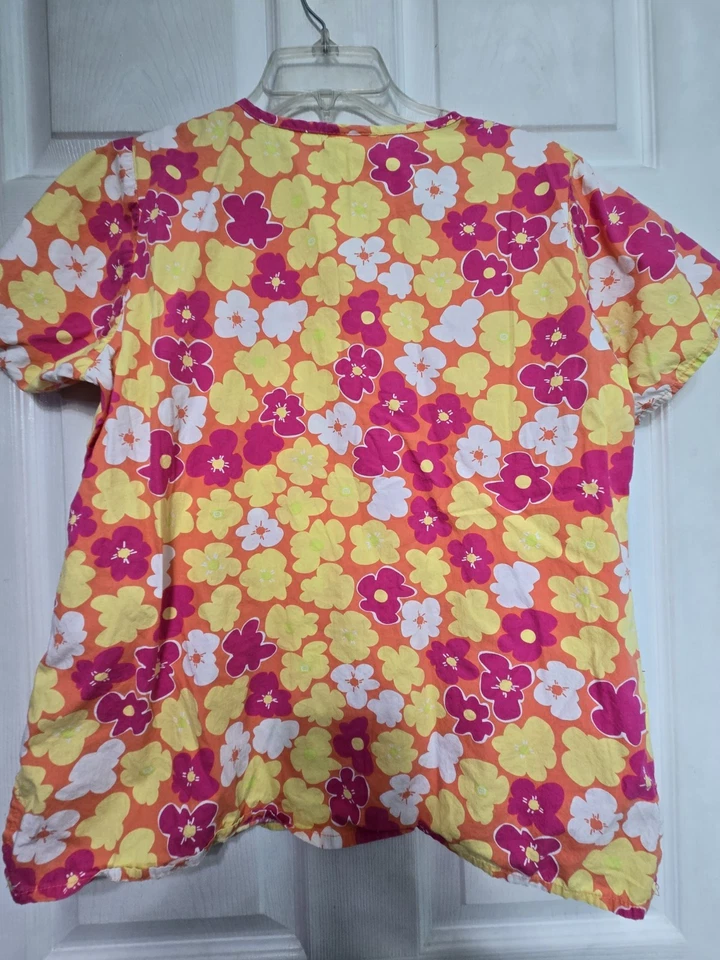 WonderWink Scrub Top size M-Orange/Pink/yellow Floral-Chest 21"/L 24.5" - Image 2 of 4