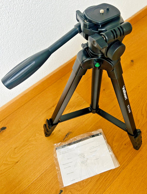 Velbon EX-540 Aluminium Dreibein-Stativ (Höhe 156 cm, Belastbarkeit 2 kg) neuw.