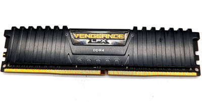 16GB DDR4 Gaming RAM Arbeitsspeicher Corsair Vengeance LPX 2666MT/s CL18 PC4-2666