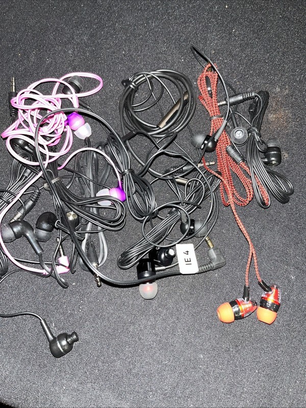 Wired Earphone Lot