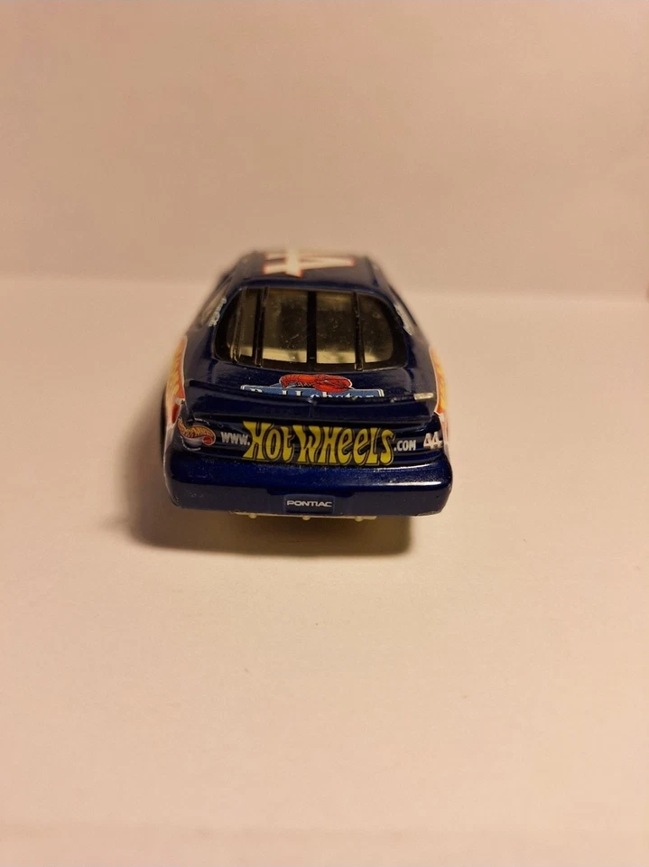 Hot Wheels diecast model of Kyle Petty's #44 NASCAR Pontiac Grand Prix GREAT CON - Image 4 of 4