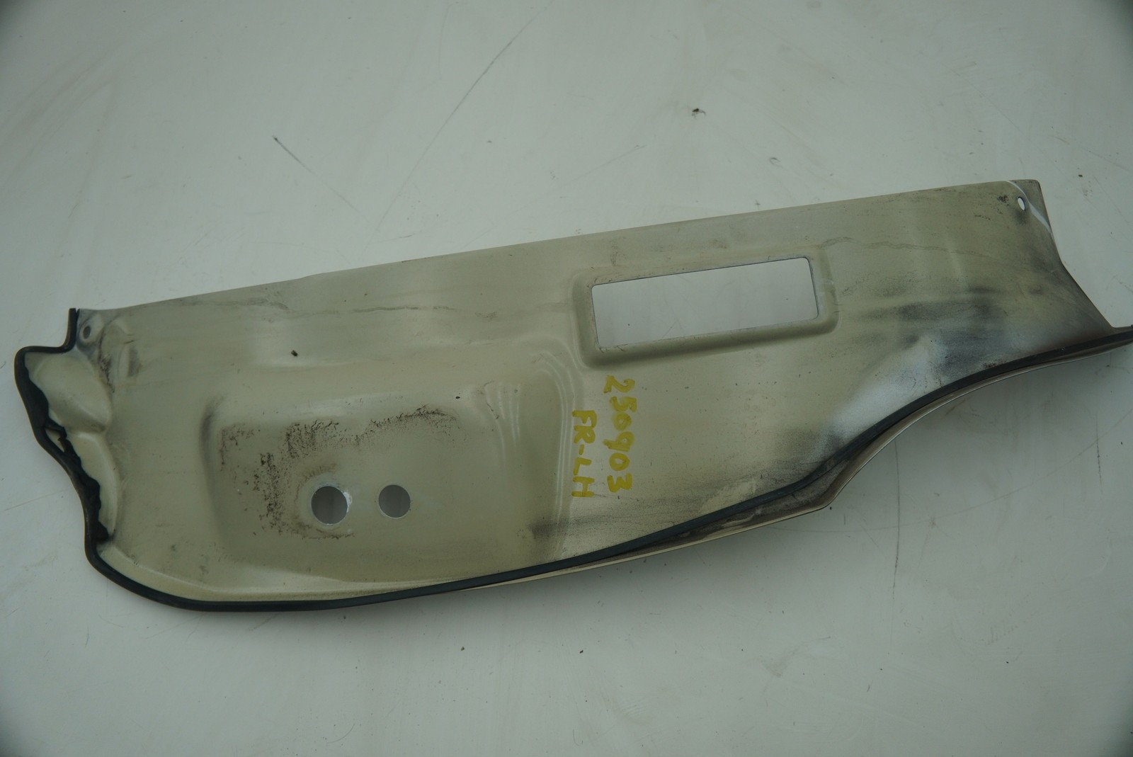 Left Driver Door Jam Striker Strip Cover Trim Panel 64858911 Ferrari 360 2004