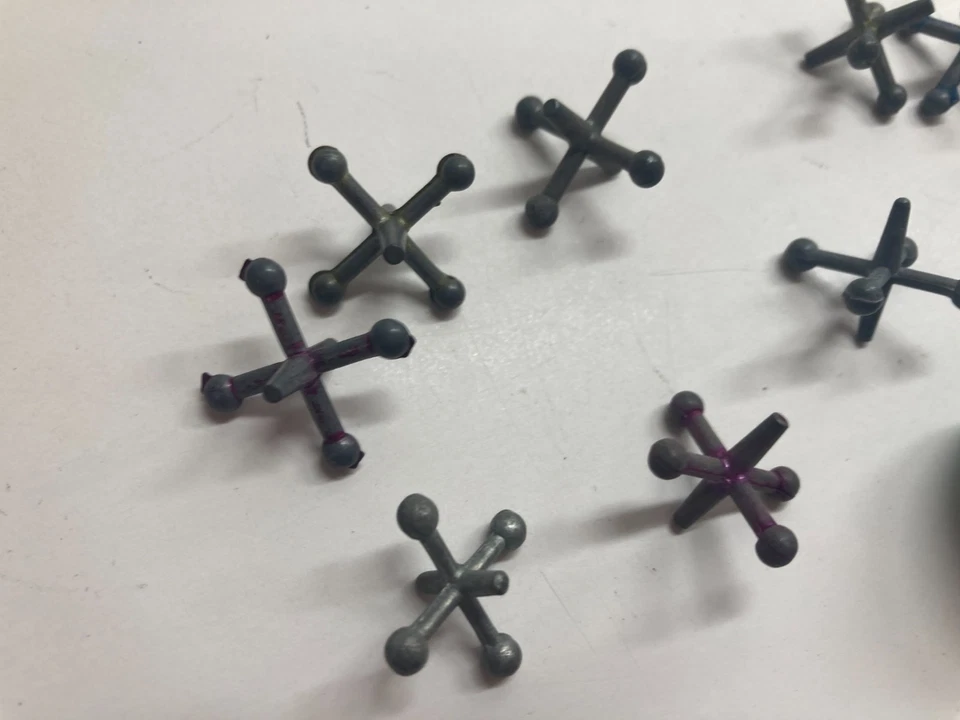 Vintage Metal Jacks Game Set 14 Jacks Jax with Green Swirl ball - Image 3 of 4