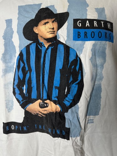 Vintage 1991 Single Stitch Ropin' the wind Garth Brooks T-Shirt Size Large - Picture 2 of 12
