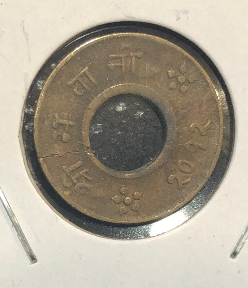 Foto 1 di 4
