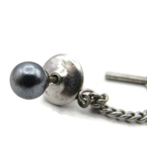 Spilla cravatta vintage grigio finta perla tono argento metallo con catena e barra a T uomo - Foto 2 di 5