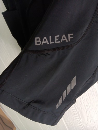Baleaf Women's L Black Padded Cycling Shorts Media Pocket NEW - Picture 3 of 7