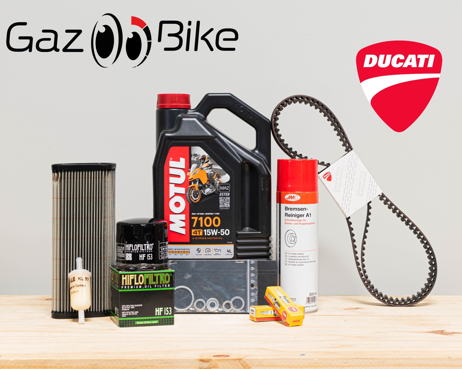 Kit vidange Ducati Diavel 1200 Motul 7100 15W50 pour révision hivernale et voyage longue distance
