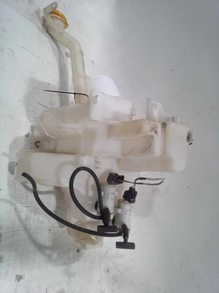 2015 Subaru Forester Washer Fluid Reservoir OEM Gold 149K Miles NJ25-21176 - Image 2 of 4