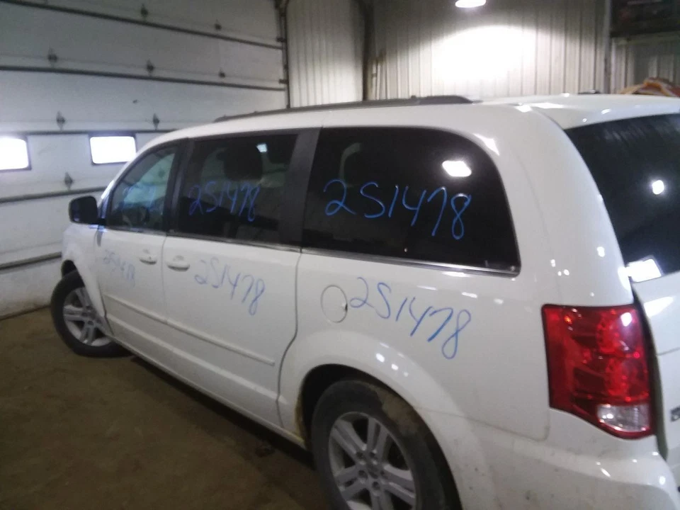 Alternator Fits 11-20 CARAVAN 2120865 - Image 2 of 4