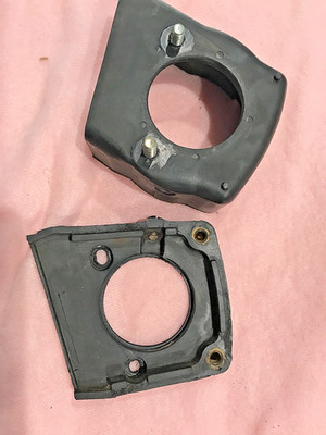 DUCATI  Timing Belt Cover Cylinder Head Rubber Mounting Caps  900 SS ST2 MONSTER