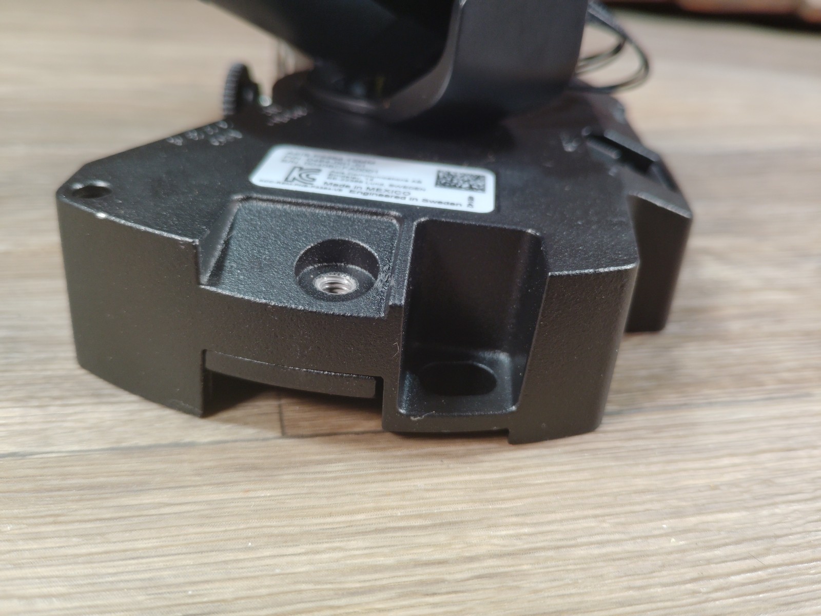 Axis 0484-001-01 P3364 12mm Outdoor Dome IP Security Camera *READ DESCRIPTION*