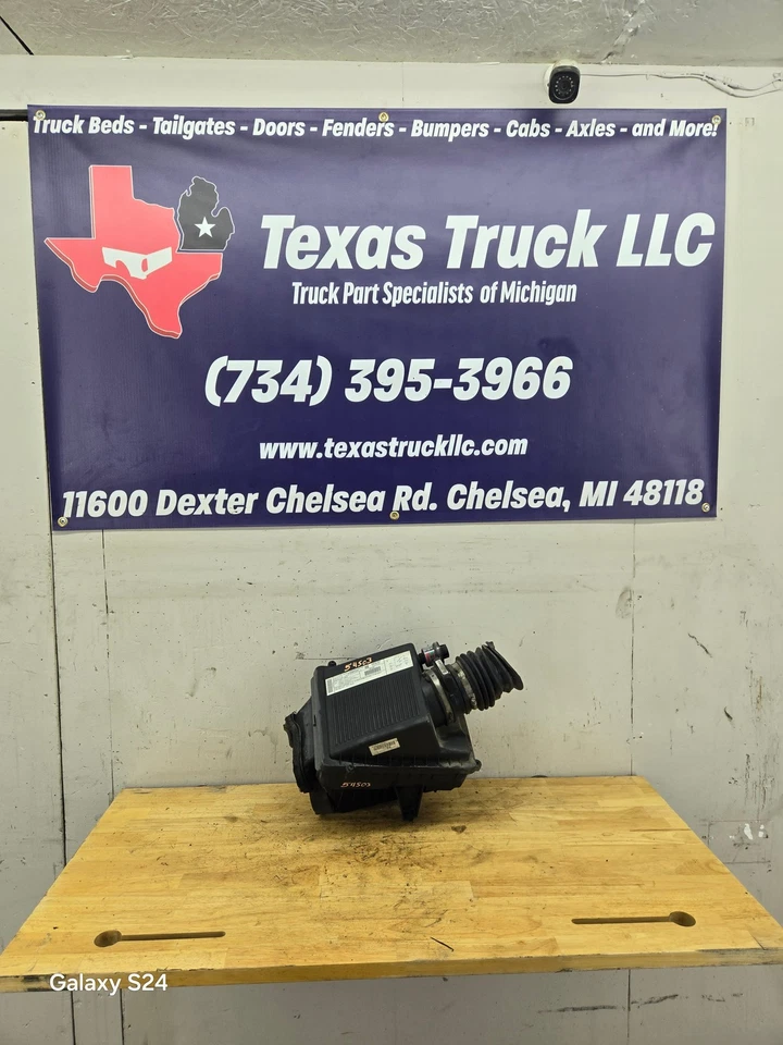 Chevrolet Silverado/GMC Sierra 1500 2500 3500 1999-2009 caja de admisión de aire del motor Foto 2 de 4