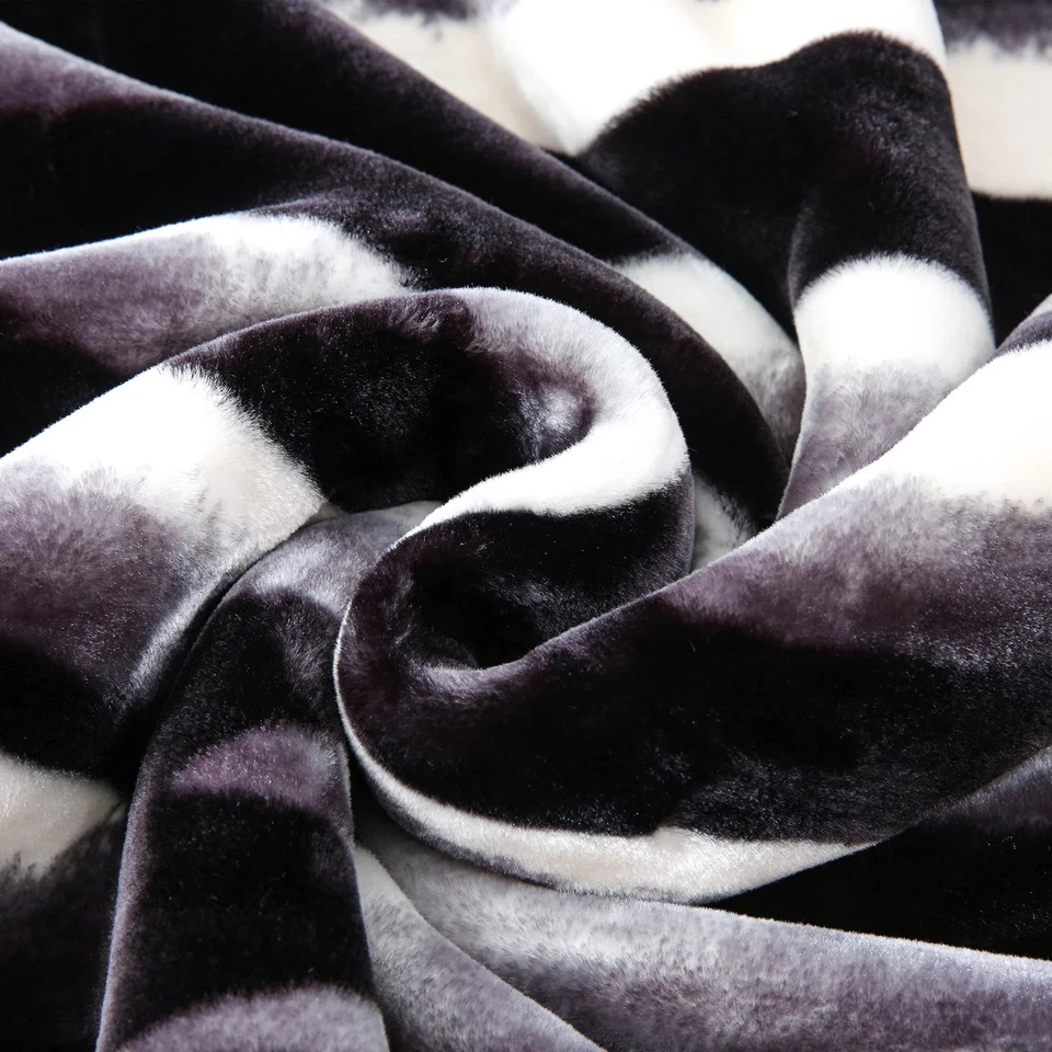 Manta Raschel Pesada Floral & Animal 2 Capas 85" X 95" Foto 4 de 4