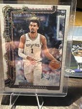 2025-26 Topps Holiday - Ssp Back Variations Victor Wembanyama #SSB-VW